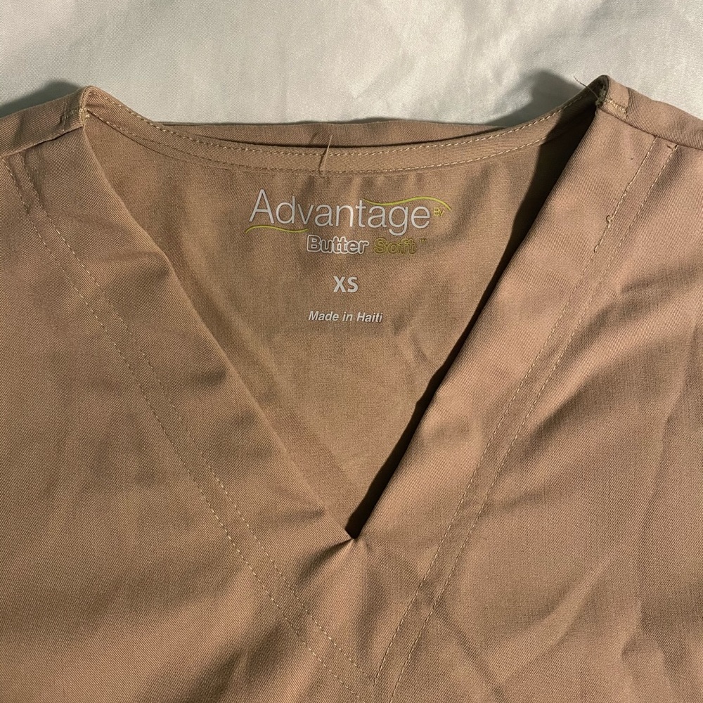 Scrub set